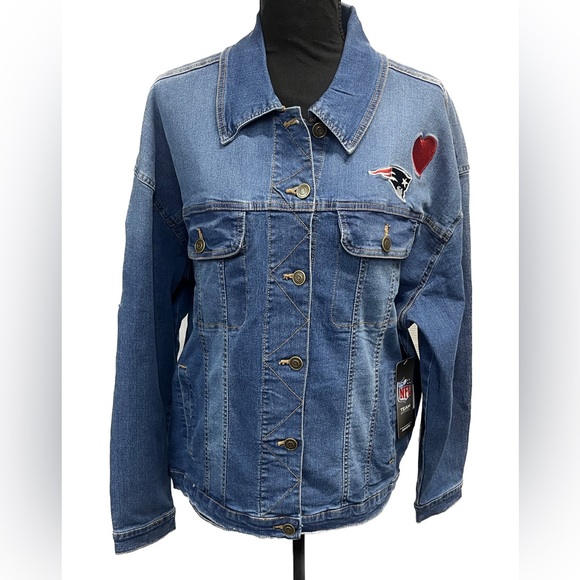 Patriots New England NFL NWT Denim Jean Jacket Embroidered XL 15-17 Football - Picture 1 of 13